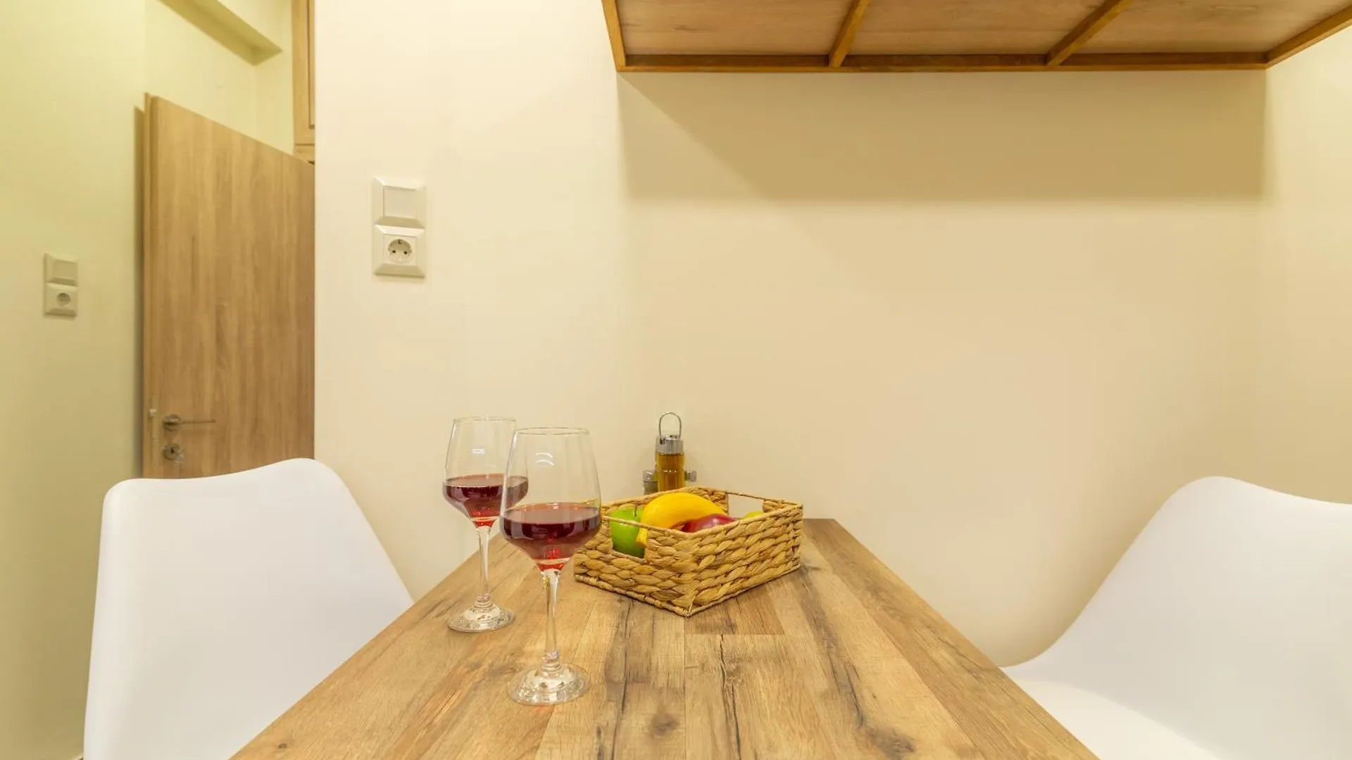 Apartment New Renovated Apt In City Center Heraklion