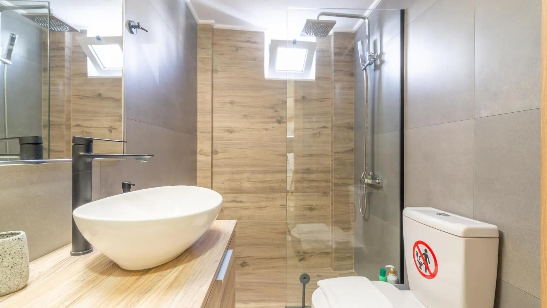 New Renovated Apt In City Center Heraklion  Greece