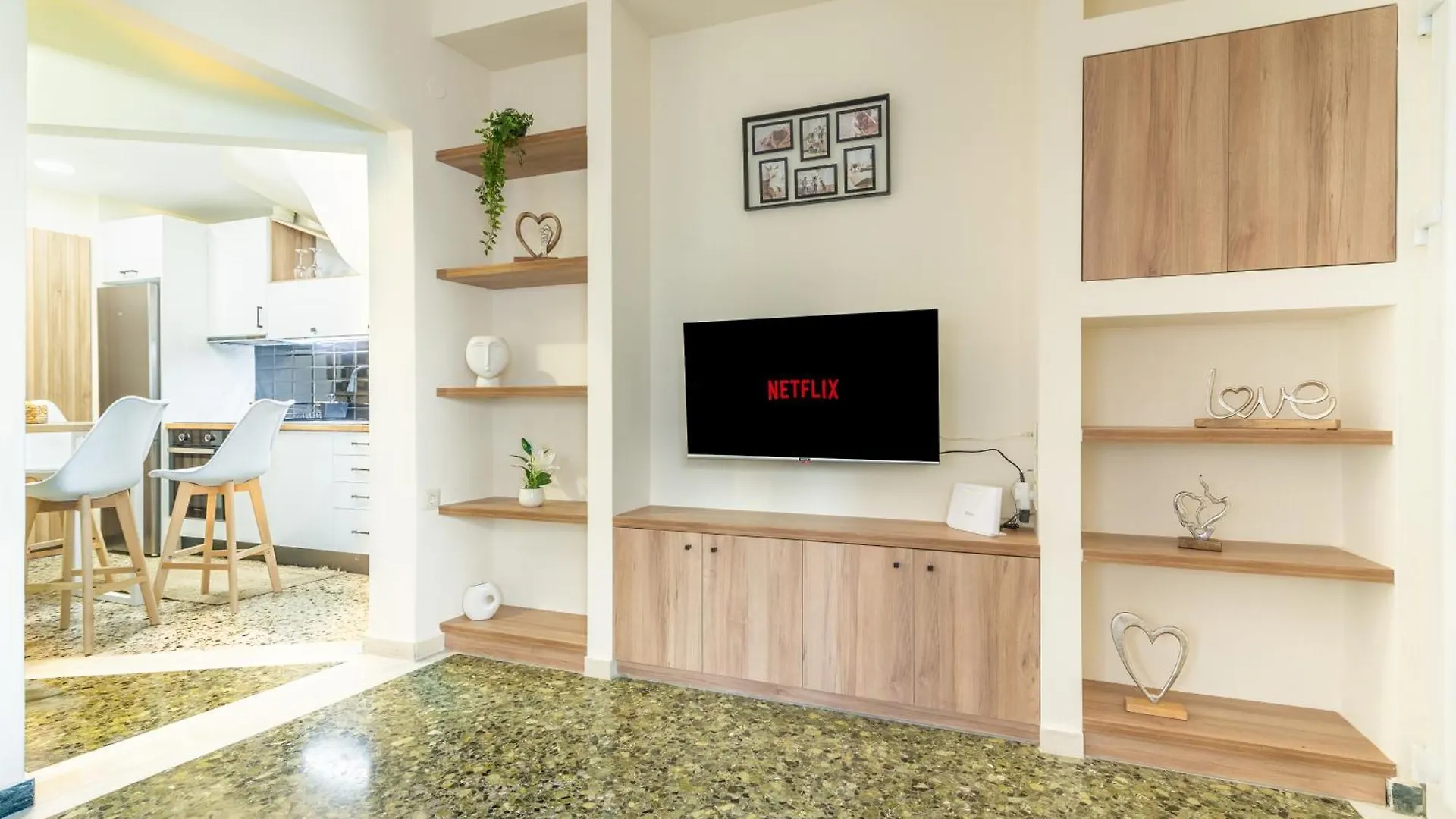New Renovated Apt In City Center Ηράκλειο Κρήτης